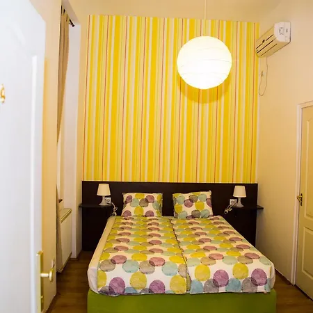 Sunflower Aparthotel *